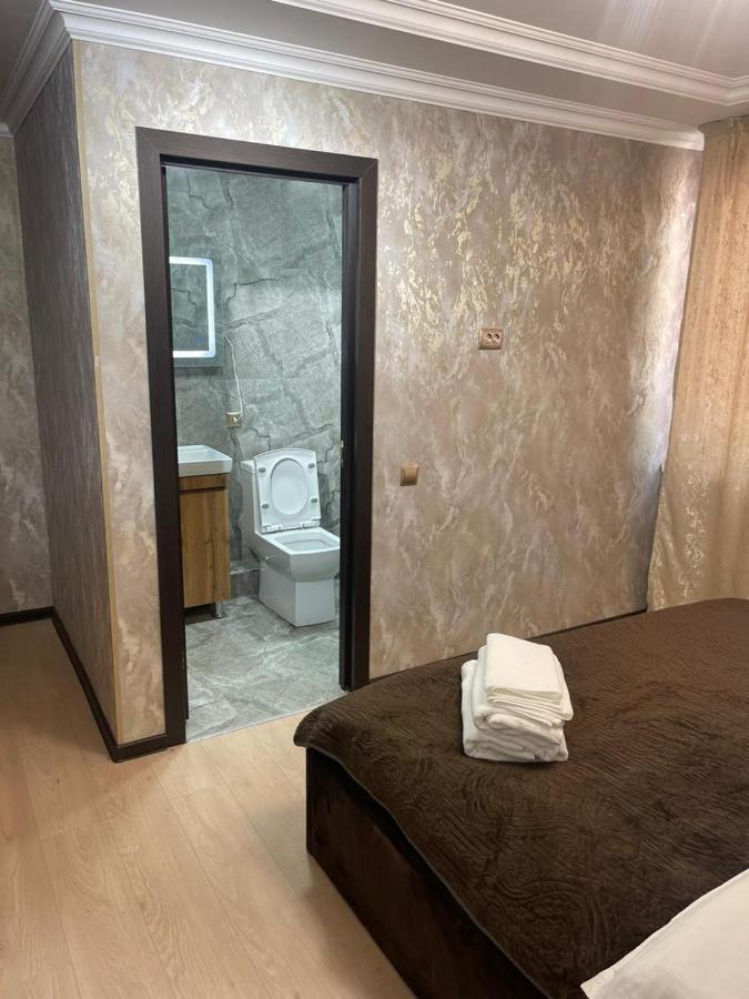 Hotel Lion Almaty Exterior foto