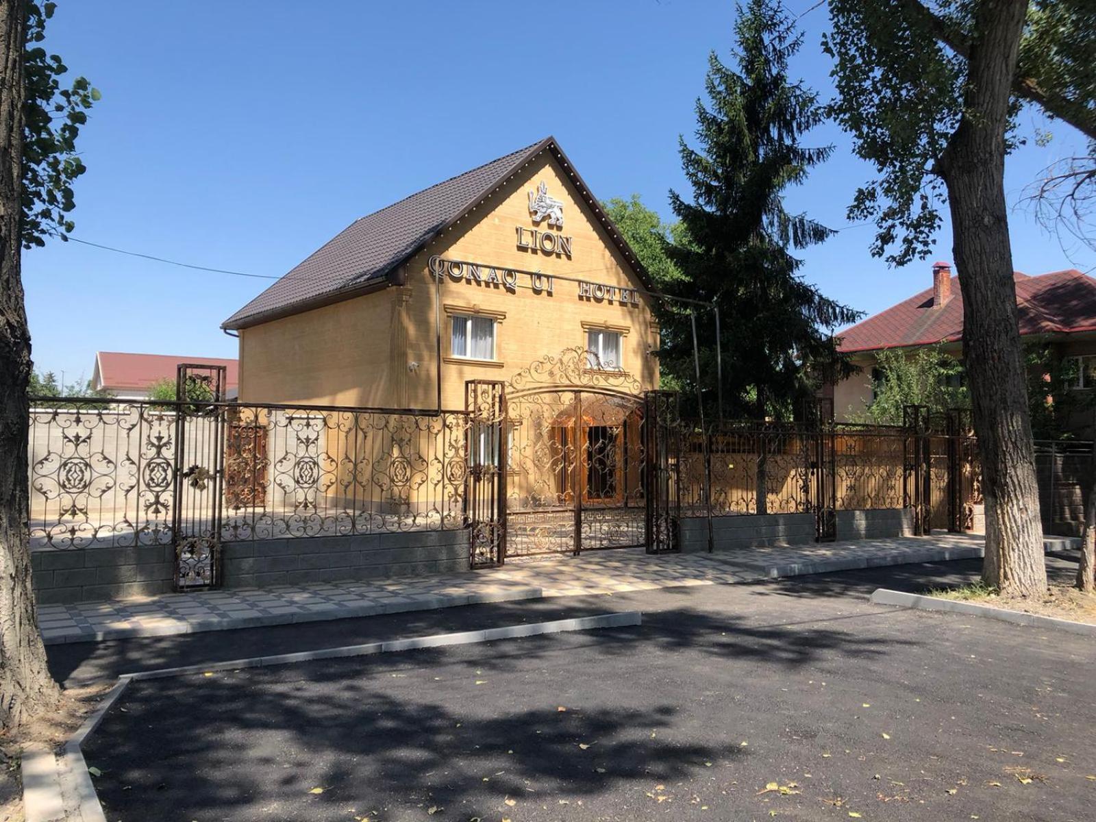 Hotel Lion Almaty Exterior foto